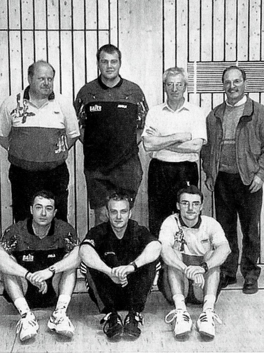 2002-04-24-Tischtennis-Aufsteiger---003.JPG